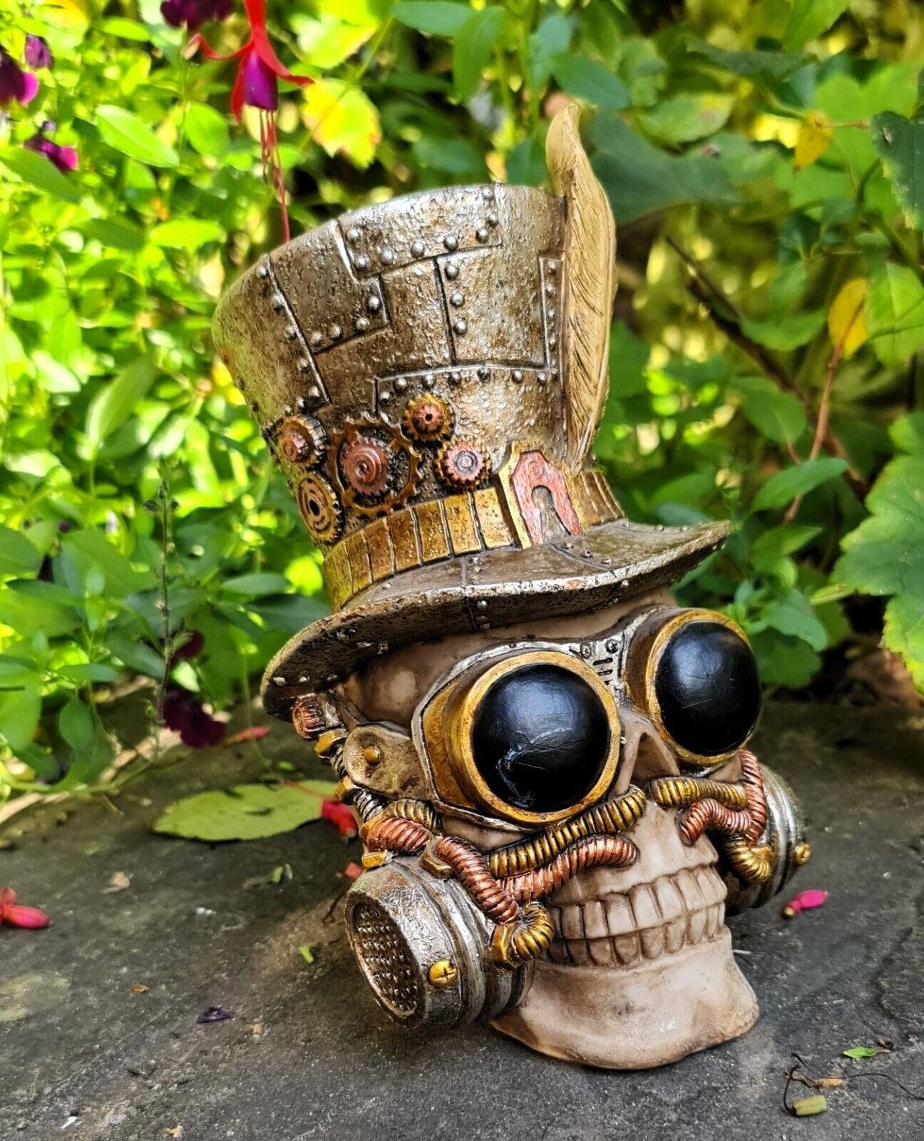 Halloween Skull Garden Ornament Time Traveller Top Hat Skeleton Punk Anatomical